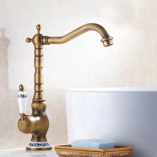 Robinet de lavabo moderne en laiton antique avec poignée en céramique, mitigeur de salle de bain, monté sur le pont, robinets d'eau chaude et froide de cuisine à 360 °, grue