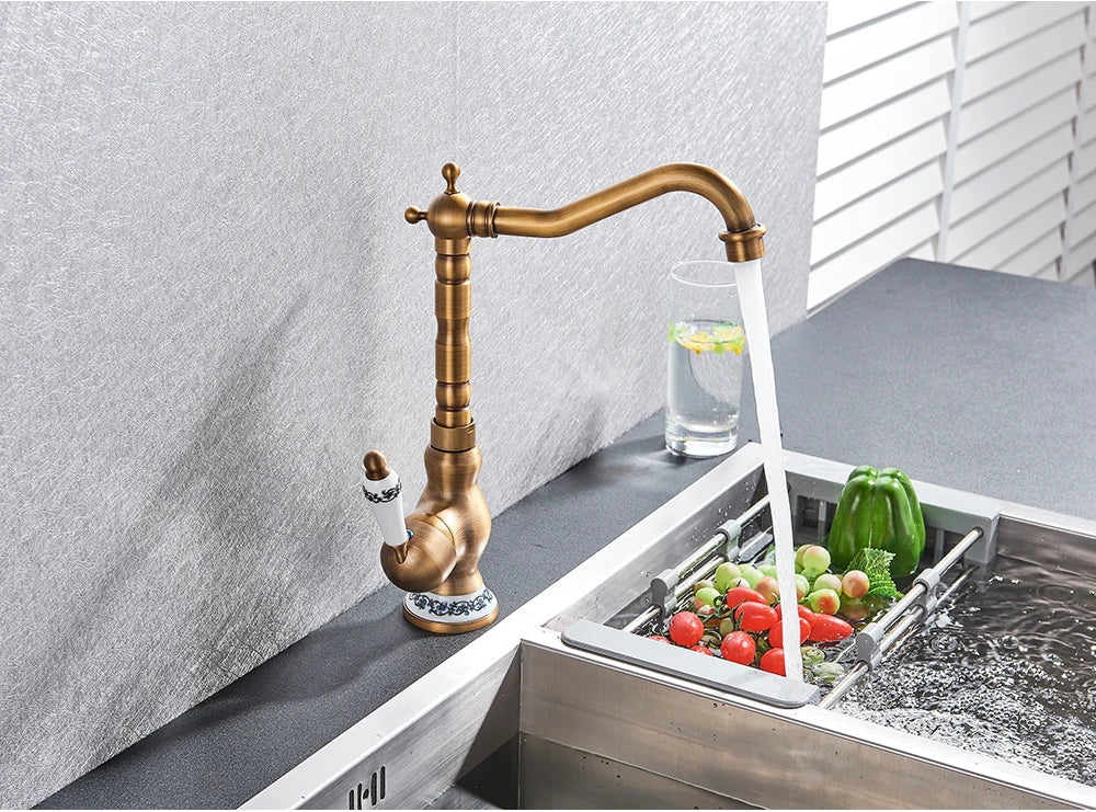 Robinet de lavabo moderne en laiton antique avec poignée en céramique, mitigeur de salle de bain, monté sur le pont, robinets d'eau chaude et froide de cuisine à 360 °, grue