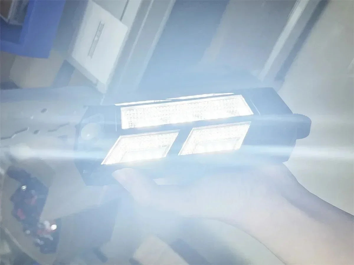 La plus récente lumière LED solaire 300000 LM lampe solaire extérieure de capteur de mouvement 4 modes étanche IP65 lumière solaire de jardin lanterne de cour de rue