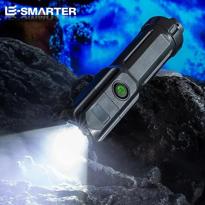 Lampe torche LED E-SMARTER puissante, éclairage intense sur rochers, idéale pour randonnée et survie