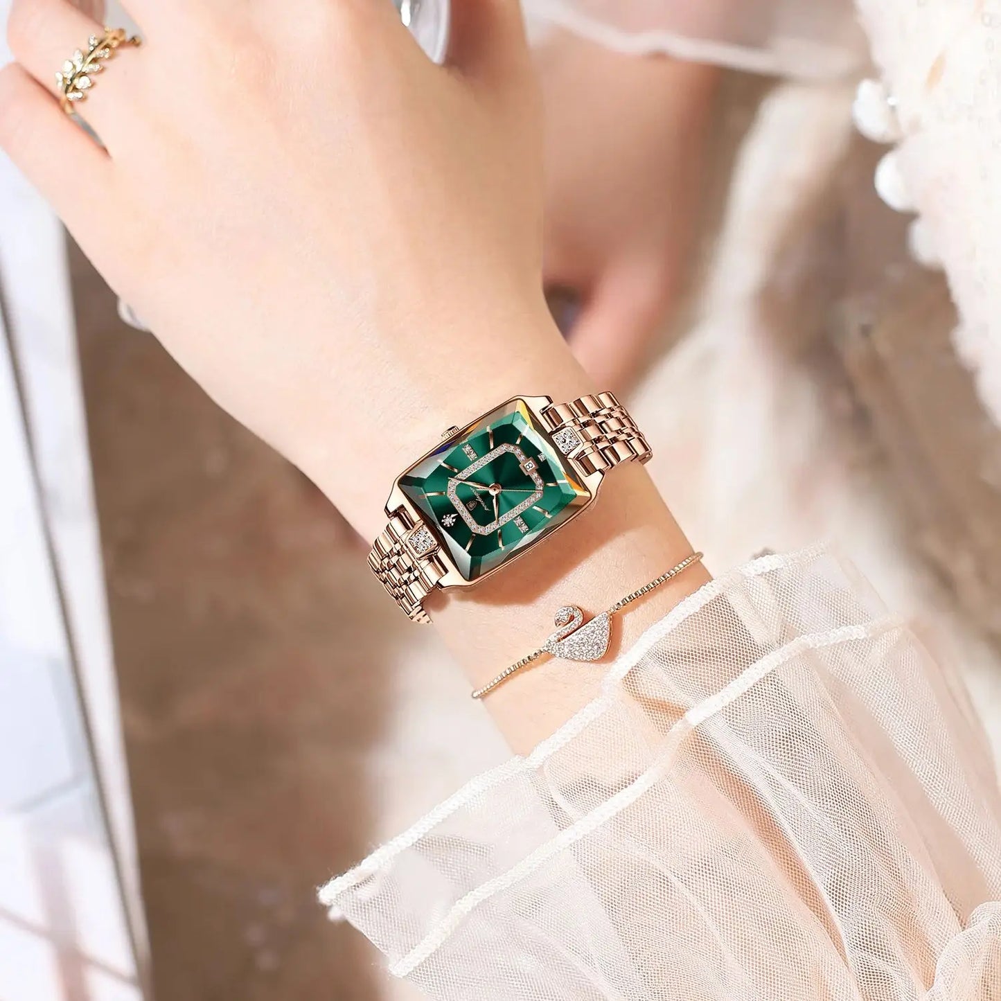 POEDAGAR luxe femme montre étanche Date haute qualité décontracté dames montre-bracelet en acier inoxydable Quartz élégant femmes montres