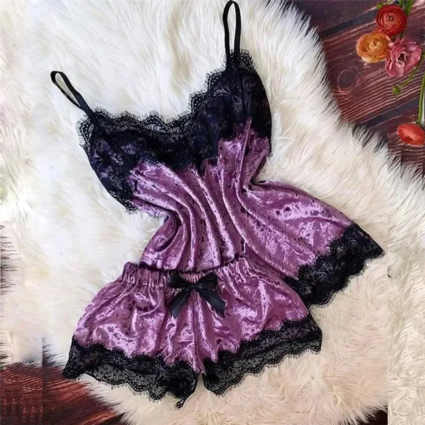 Été déshabillé en dentelle Sexy Satin pyjamas ensemble femmes chemise de nuit 2 pièces haut court et ensemble short et haut Homewear vêtements de détente