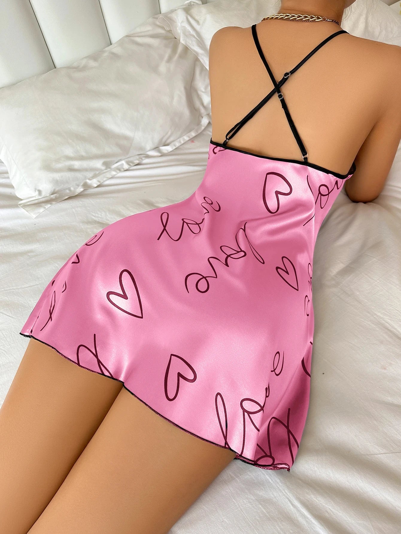 Coeur lettre impression chemise de nuit décontracté col rond Spaghetti sangle robe de nuit femmes vêtements de nuit robes