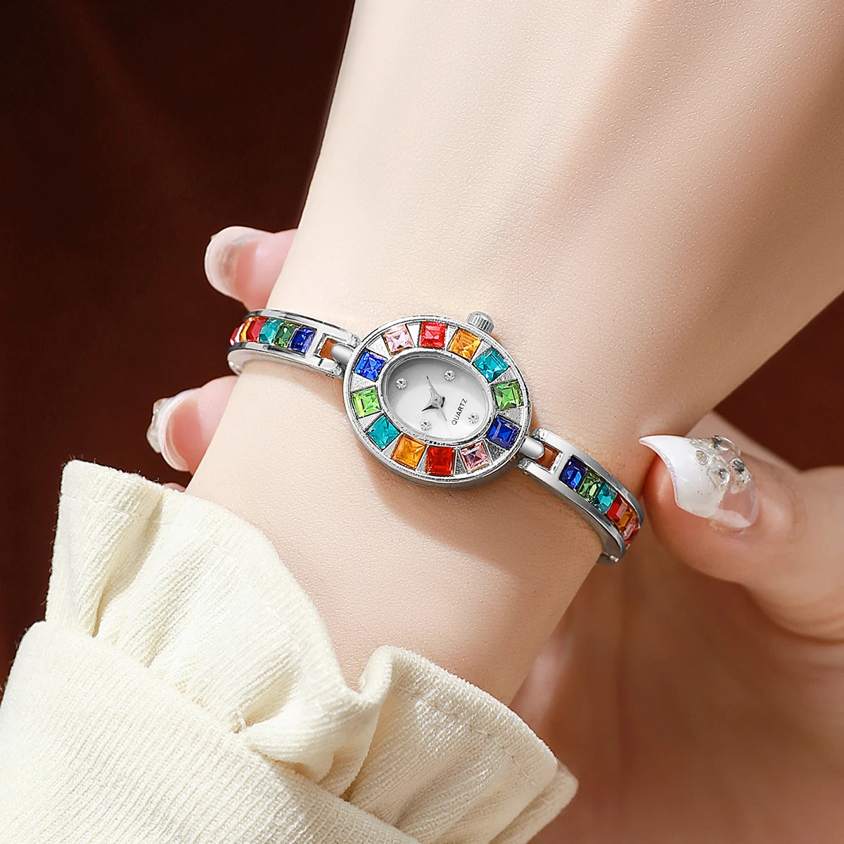 Montres de luxe en strass pour femmes, Bracelet à la mode, montre à Quartz pour dames, horloge cadeau pour filles (sans boîte)