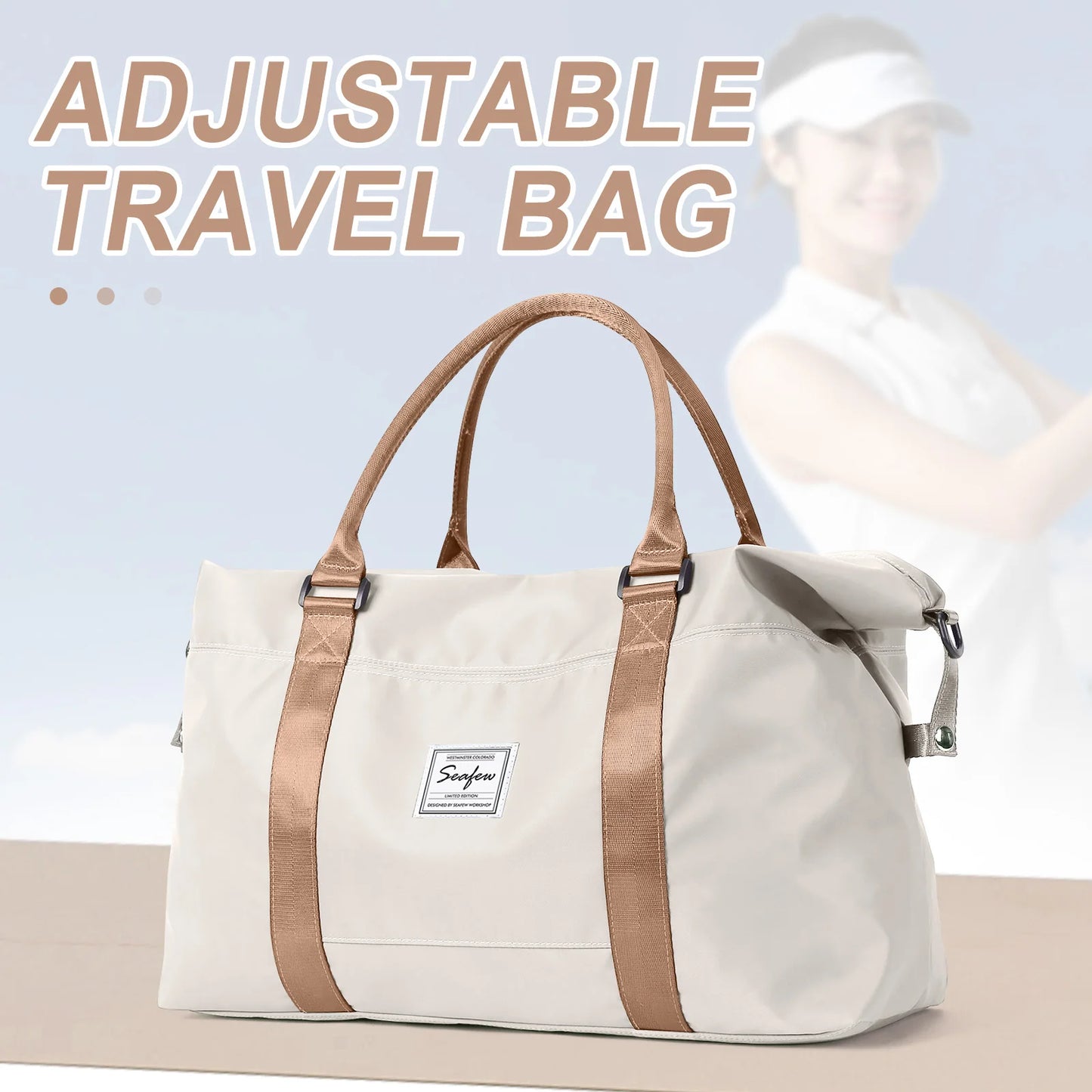 Sac de voyage ajustable beige avec poignées marron, idéal pour les déplacements et les activités sportives.