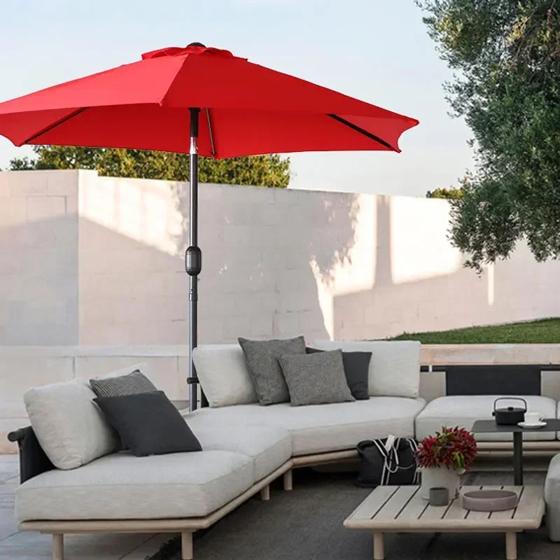 Parasol rouge extérieur pour terrasse, idéal pour jardin ou patio, avec canapé moderne et table basse