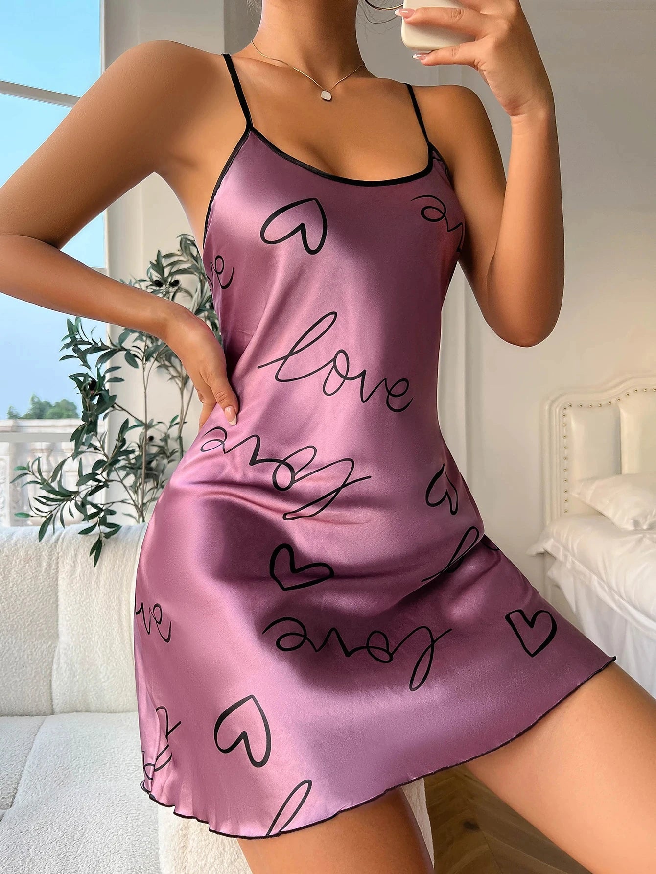 Coeur lettre impression chemise de nuit décontracté col rond Spaghetti sangle robe de nuit femmes vêtements de nuit robes