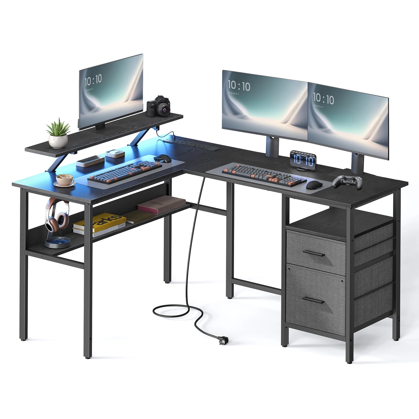 Bureau angle gaming avec écrans, clavier mécanique et tiroirs, idéal pour bureau à domicile ou espace de travail moderne