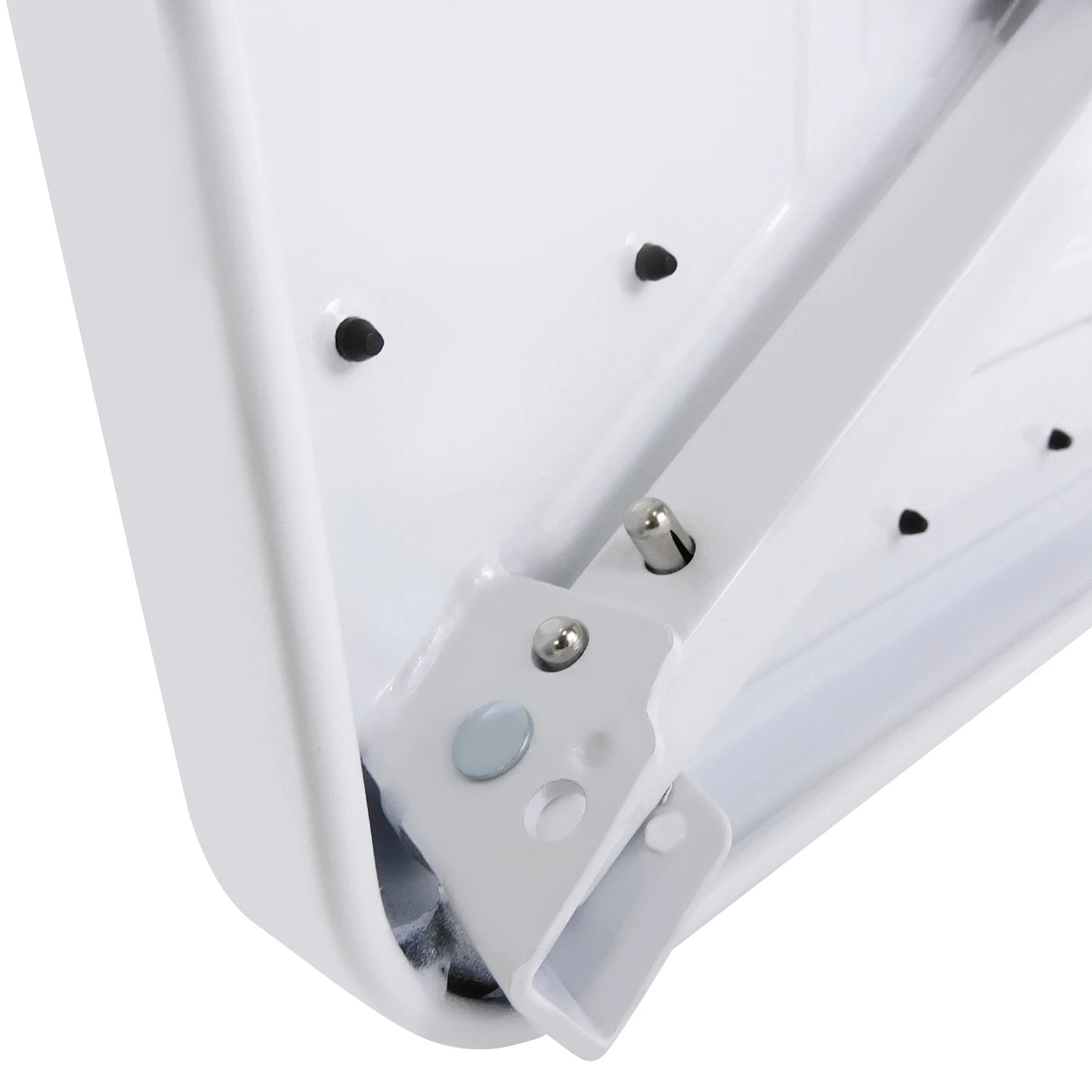 Détail d'un support de fixation blanc avec vis et pieds antidérapants pour gadget high-tech