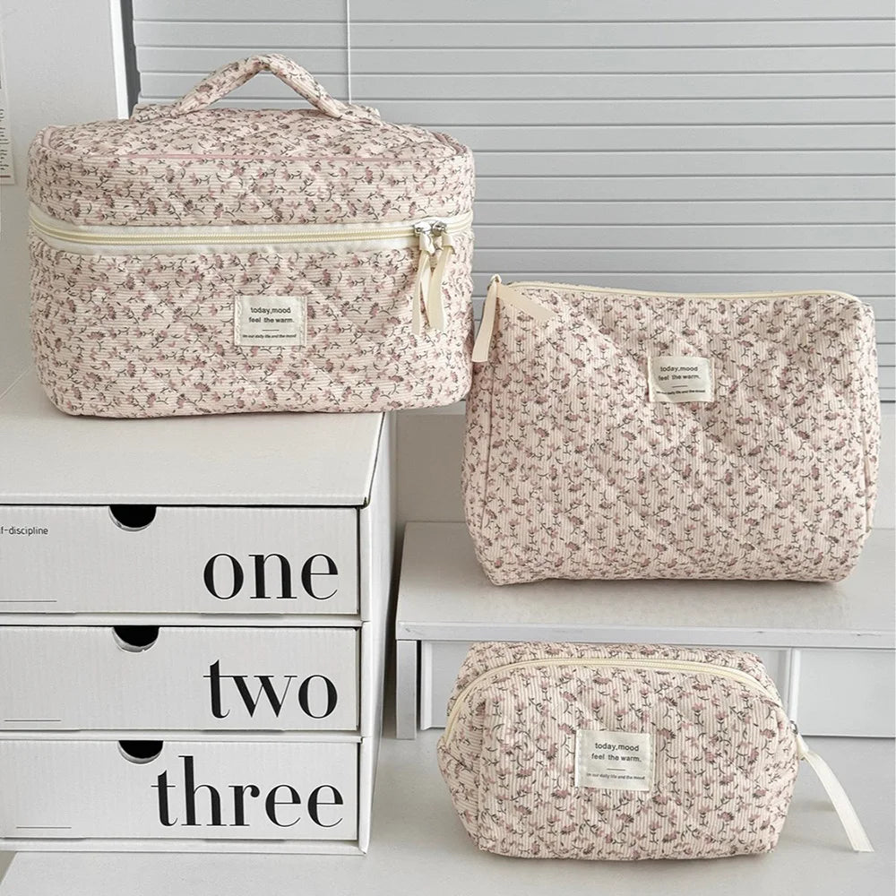 Pochette à cosmétiques Vintage pour femmes, imprimé Floral, sac à main de voyage, sac de rangement de maquillage, sac matelassé de grande capacité, vente en gros