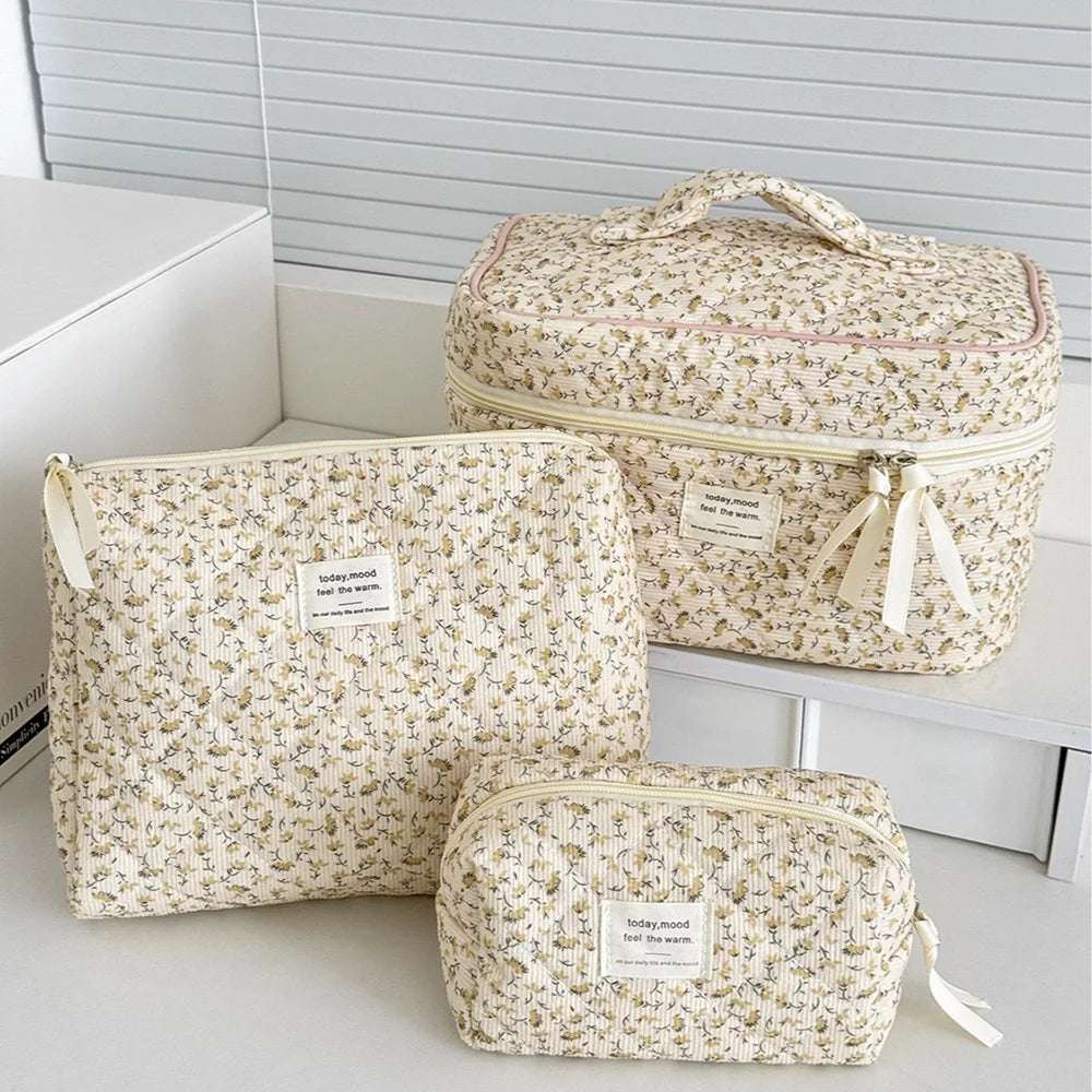 Sac de Rangement Matelassé Grande Capacité pour Maquillage, Pochette Cosmétique Vintage à Imprimé Floral pour Femme, Sac de Voyage Organisateur