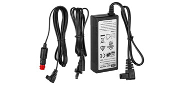 Adaptateur secteur noir avec câbles et connecteurs pour appareils électroniques